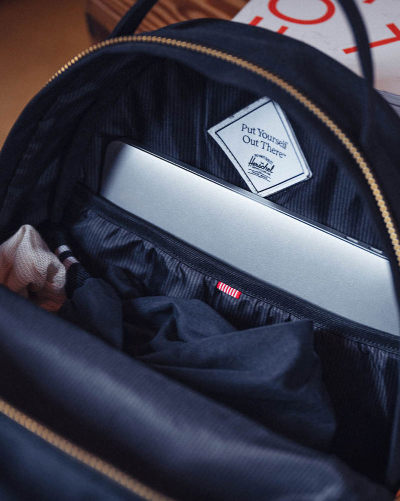 herschel backpack mid volume vs regular Heritage in Grey by Supply Co. Grey The backpack is made from 100% post Herschel City Backpack - Peacoat/Chicory