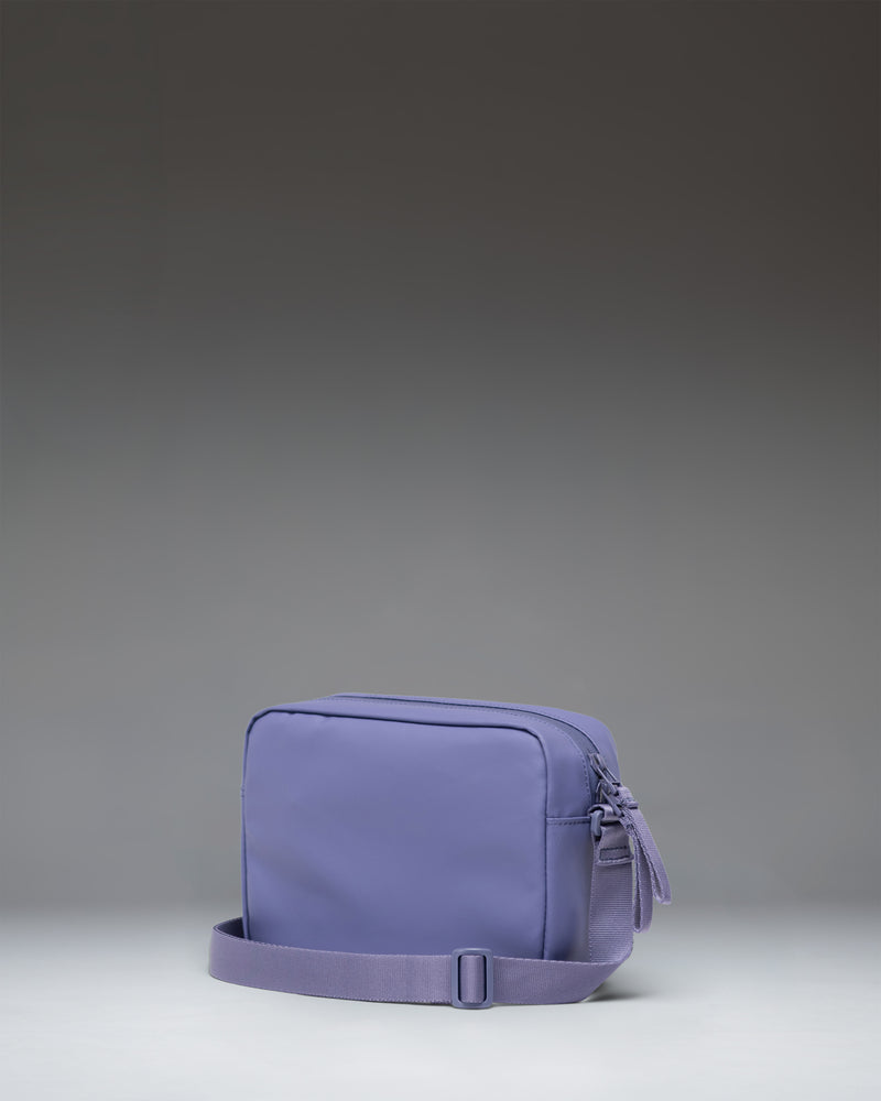 Herschel Supply Co. Alberni Crossbody bag in Heron.