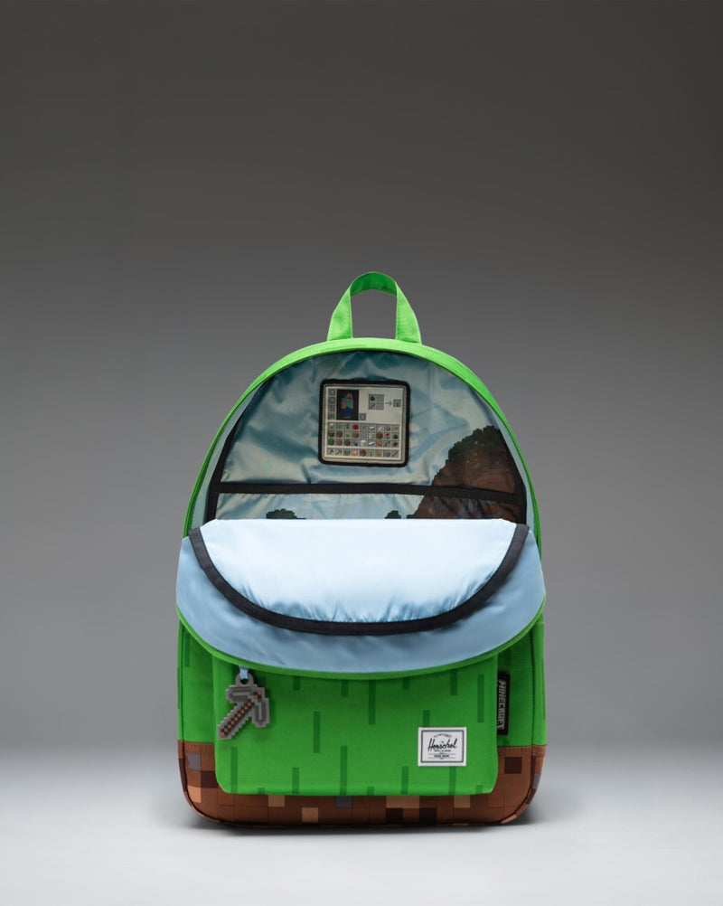 grey herschel backpack with colored zipper Classic - The two bottle holders are ideal for travel as they can accommodate two drinks containers.The comfortable shoulder straps make carrying the backpack a pleasant experience even on longer trips Herschel Classic Backpack XL -