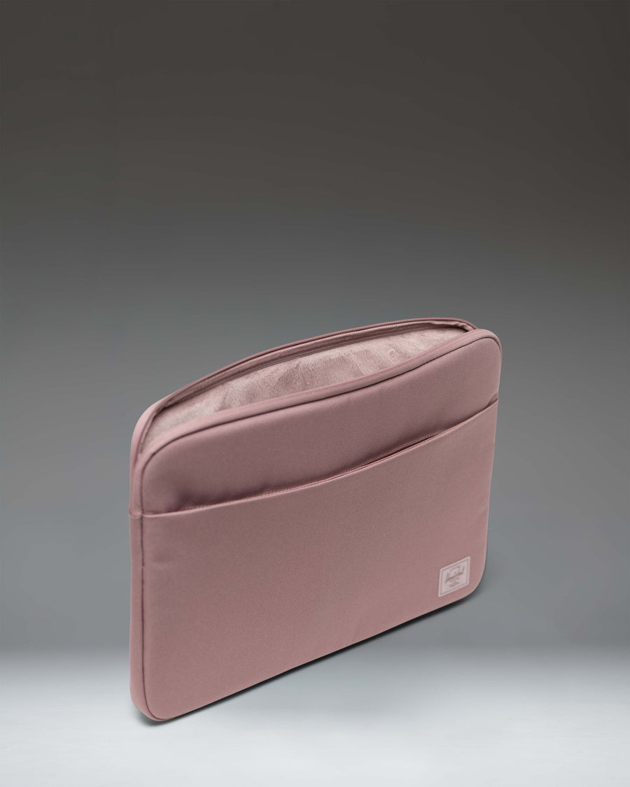 Herschel Supply Co. Denman 15-16 Inch Laptop Sleeve Tech in Ash Rose Tonal.