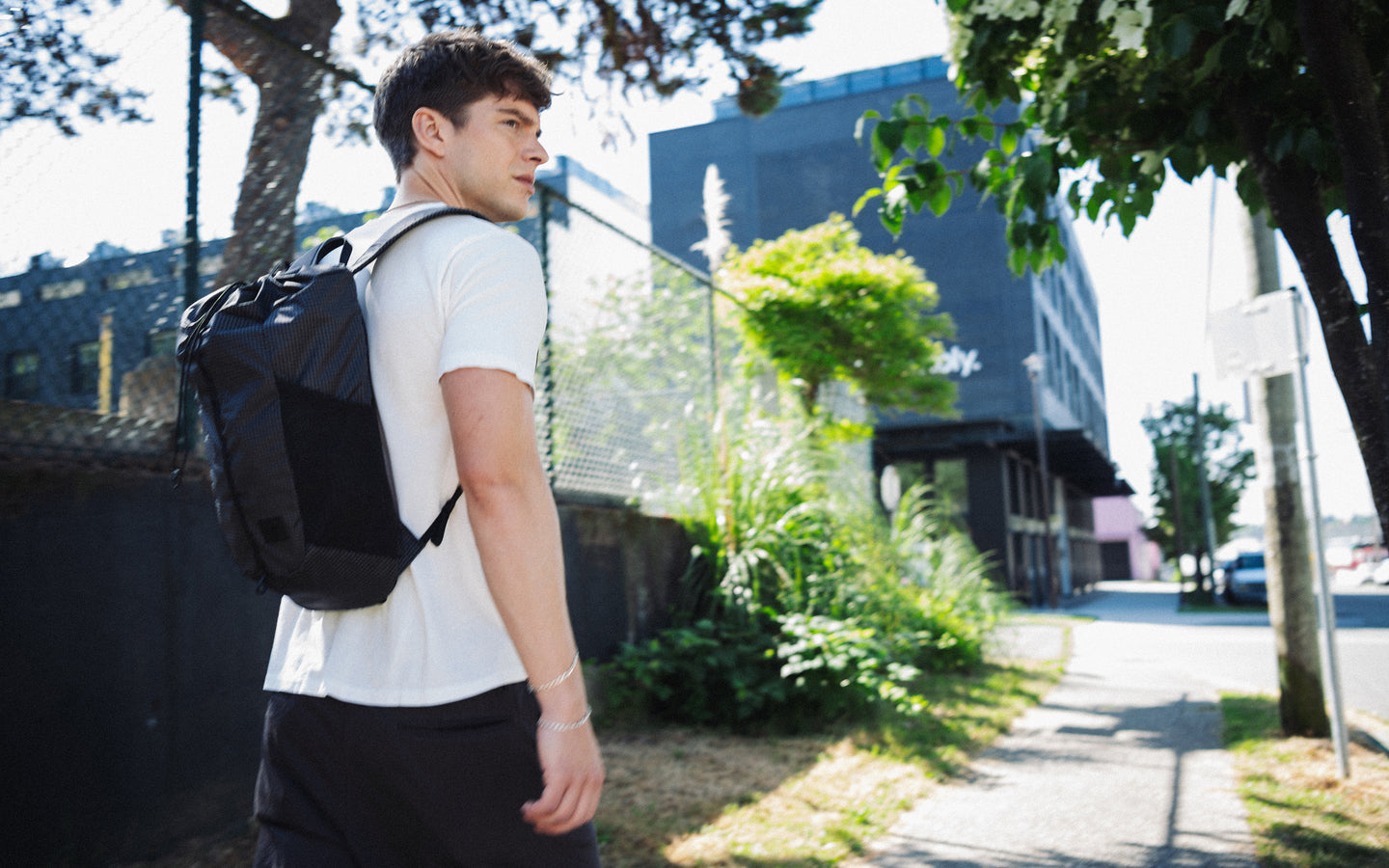Herschel Supply Co. Ultralight Cinch Daypack 14L in Black.