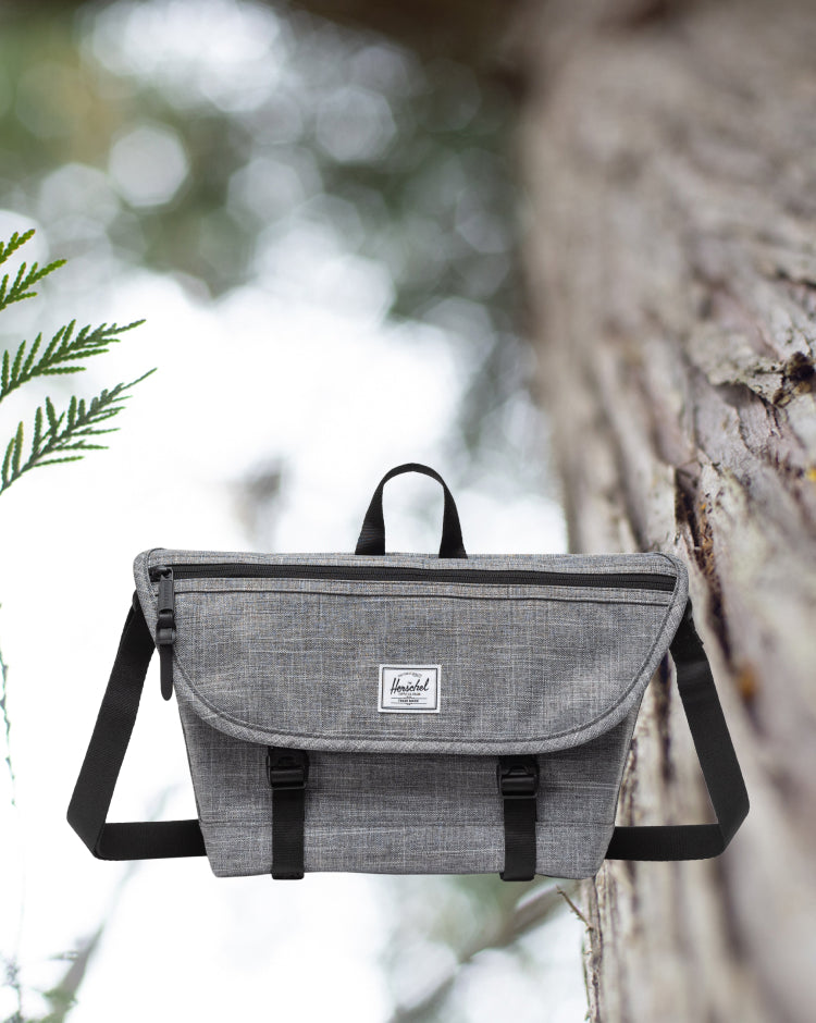 Cove Messenger Small