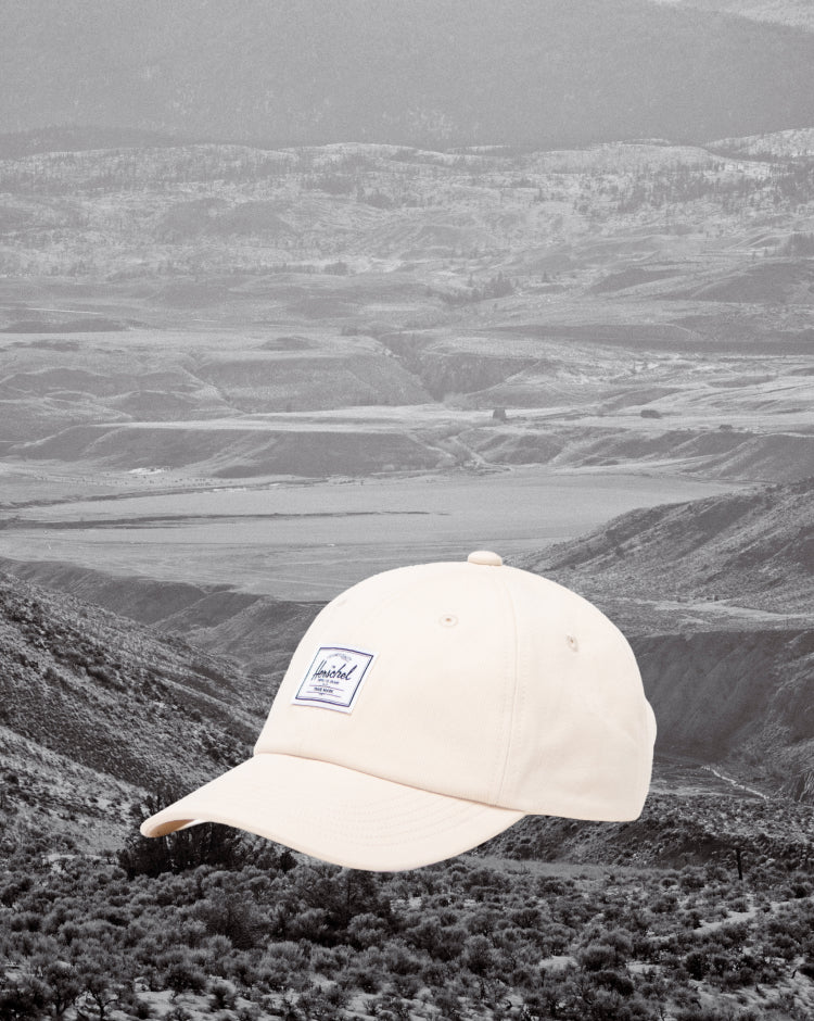 Vintage White Herschel Supply Co. Sylas Classic baseball cap.