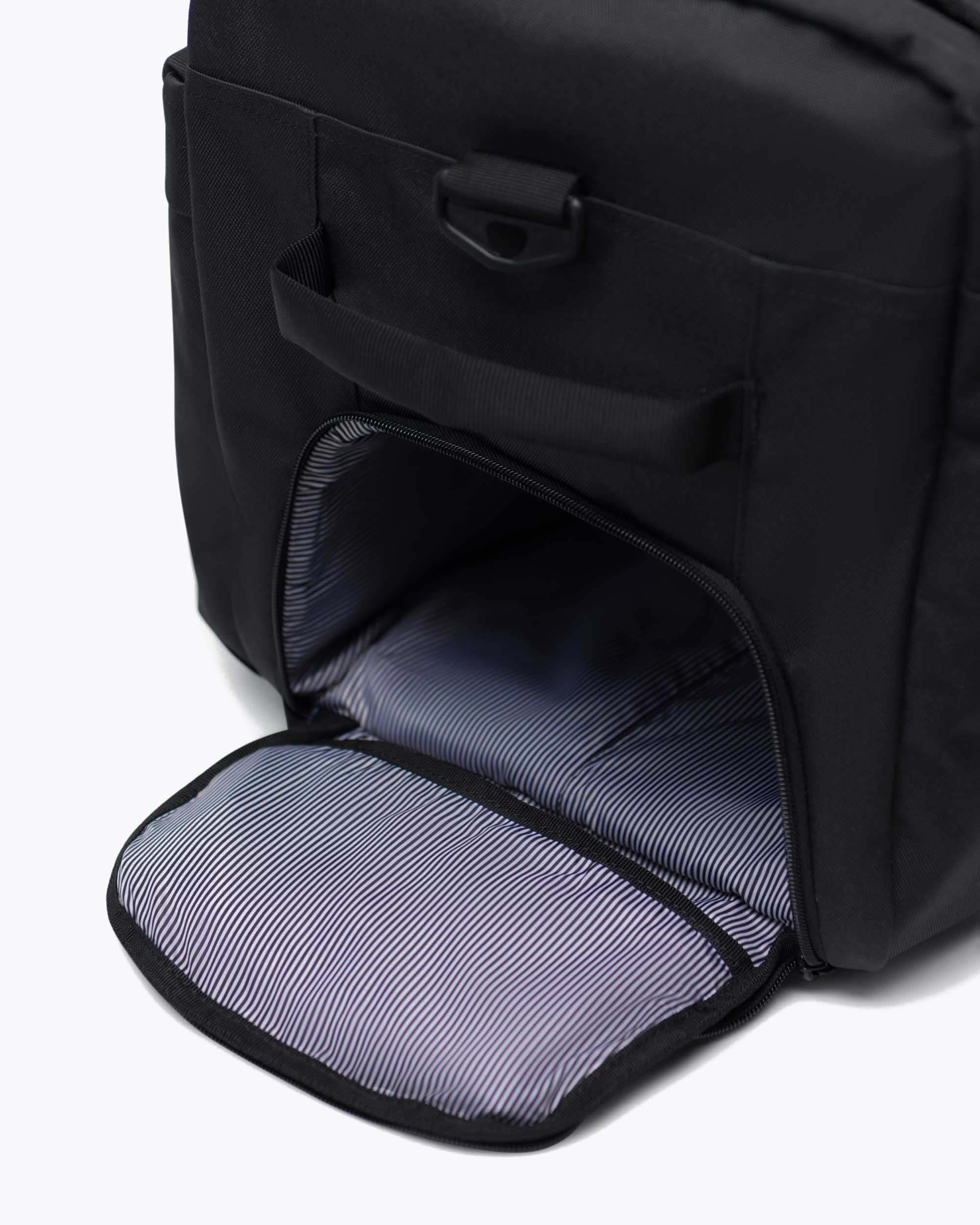 herschel outfitter duffle bag