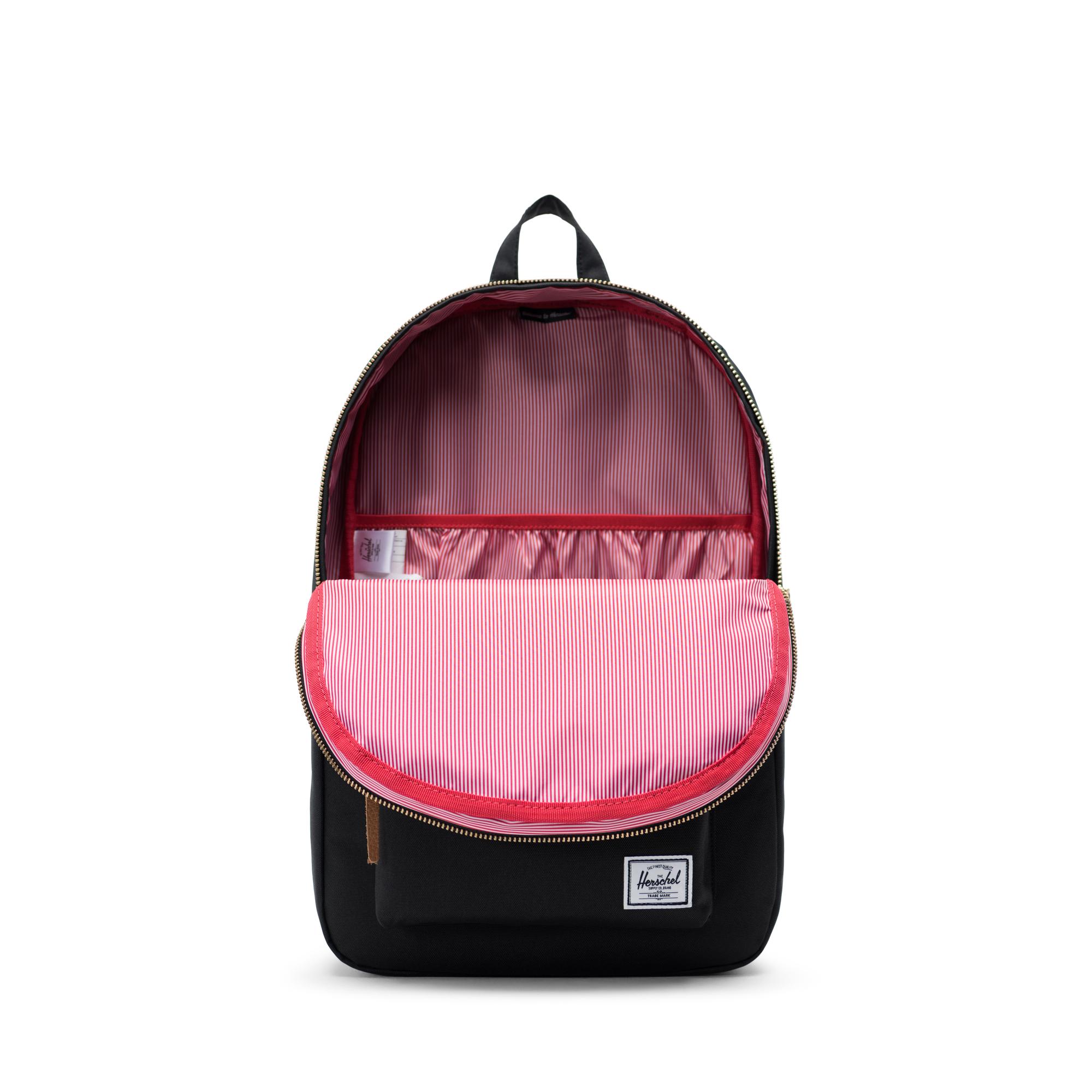 herschel settlement backpack size
