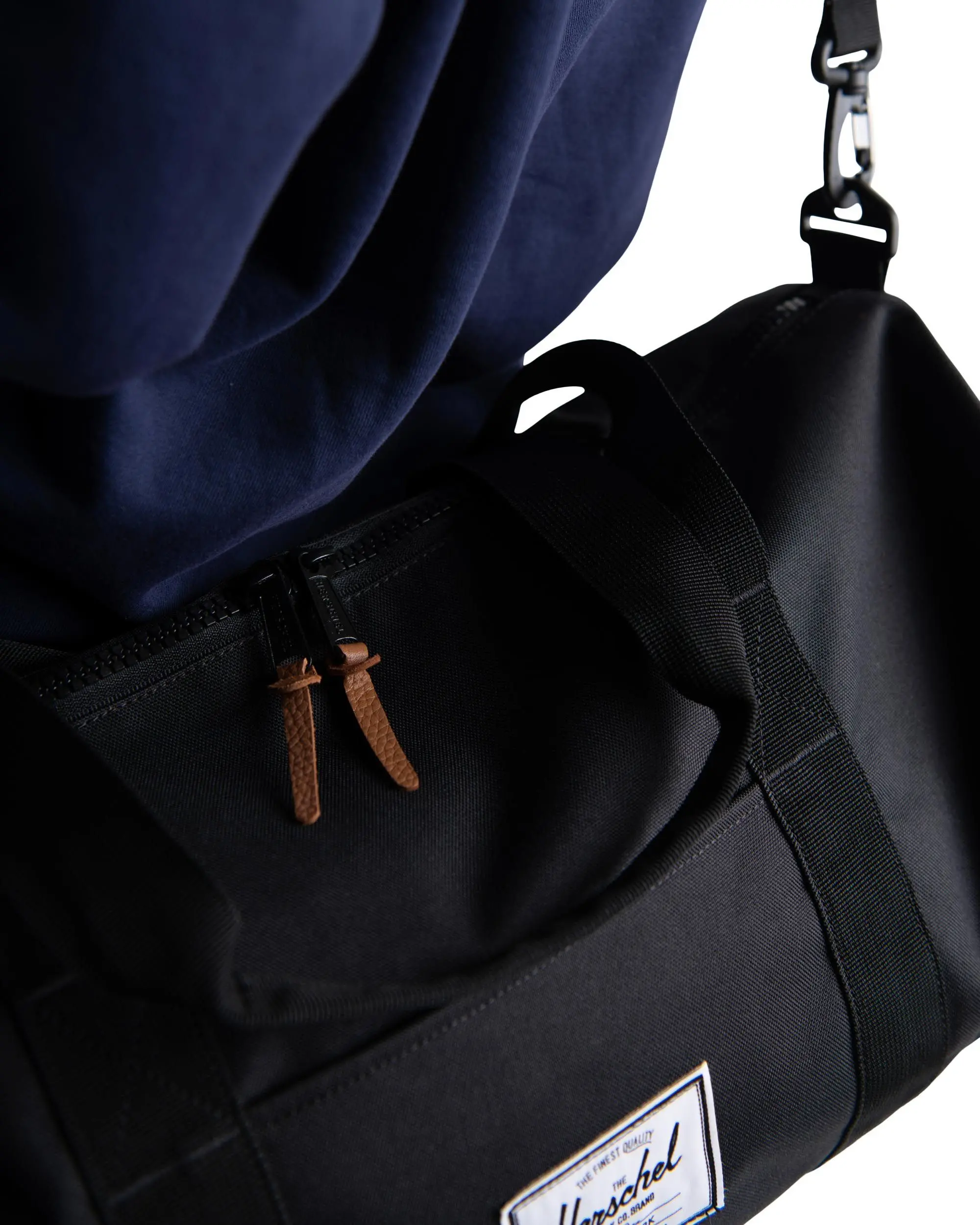 Sutton Duffle Bag Mid Volume Herschel Supply Co
