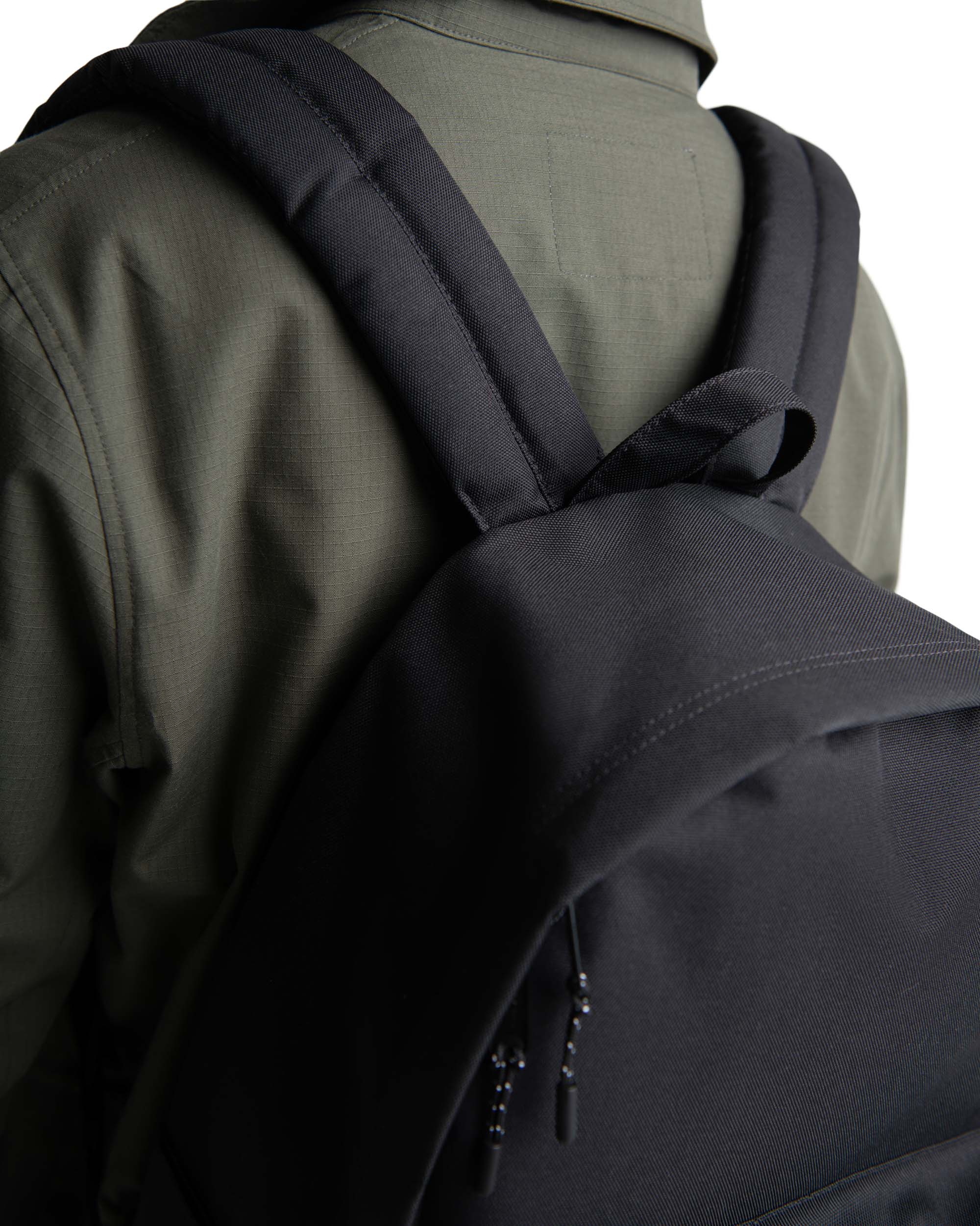 Herschel classic clearance xl black