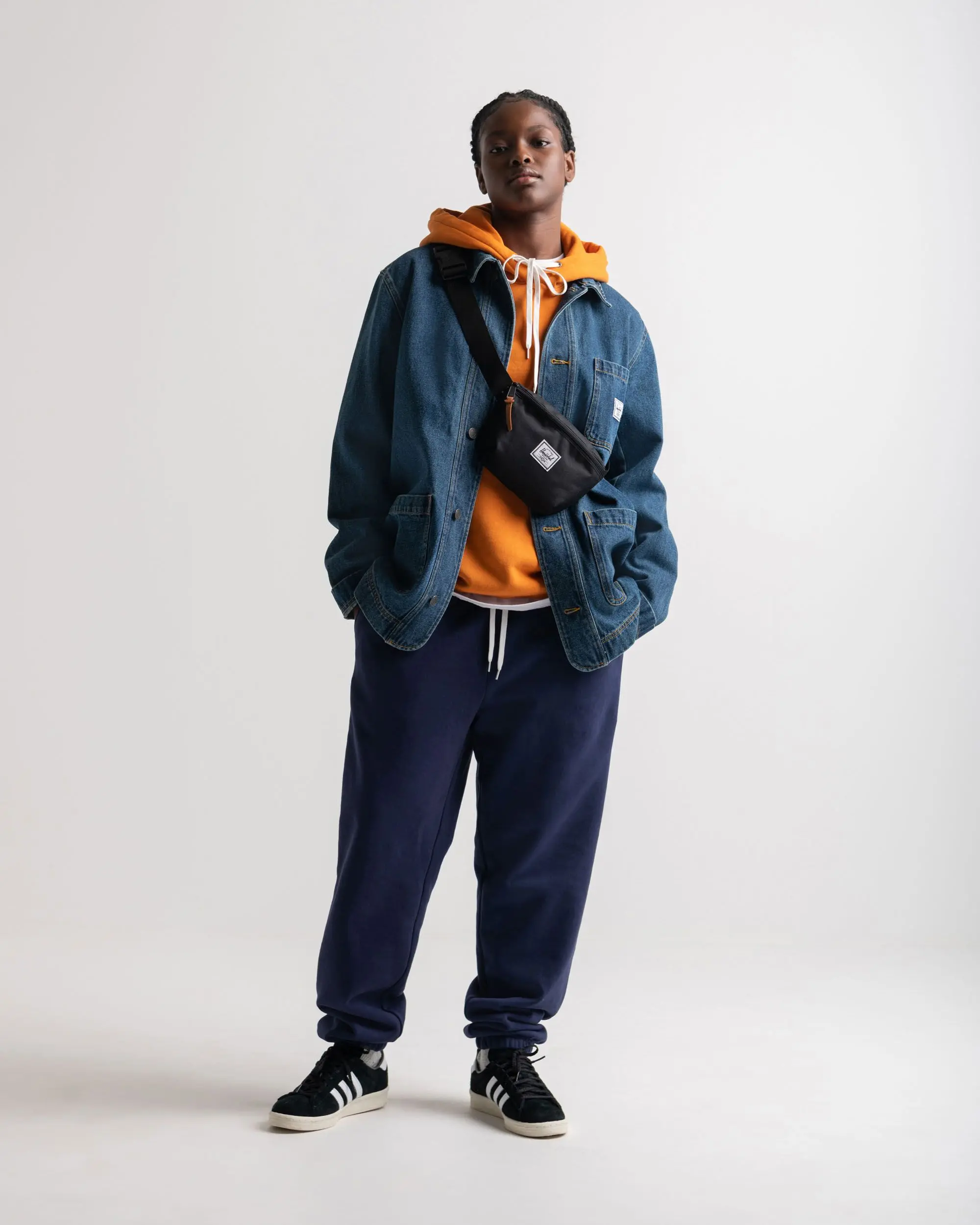 Fourteen hip outlet pack