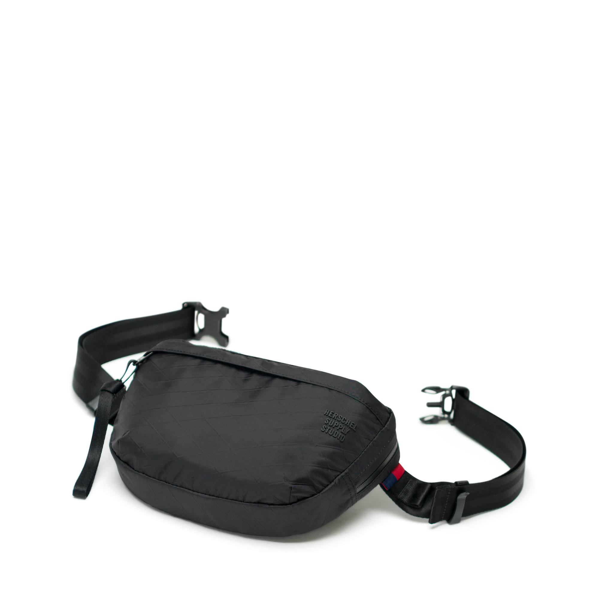 nineteen hip pack herschel