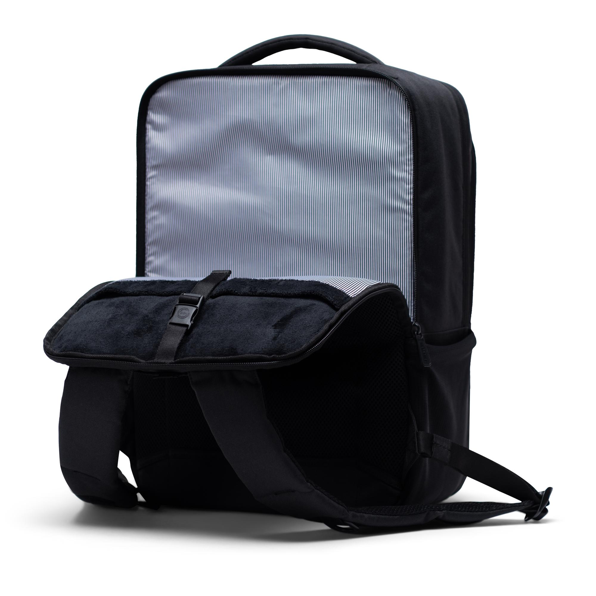 Tech Backpack Striped Liner 30L | Herschel Supply Co.