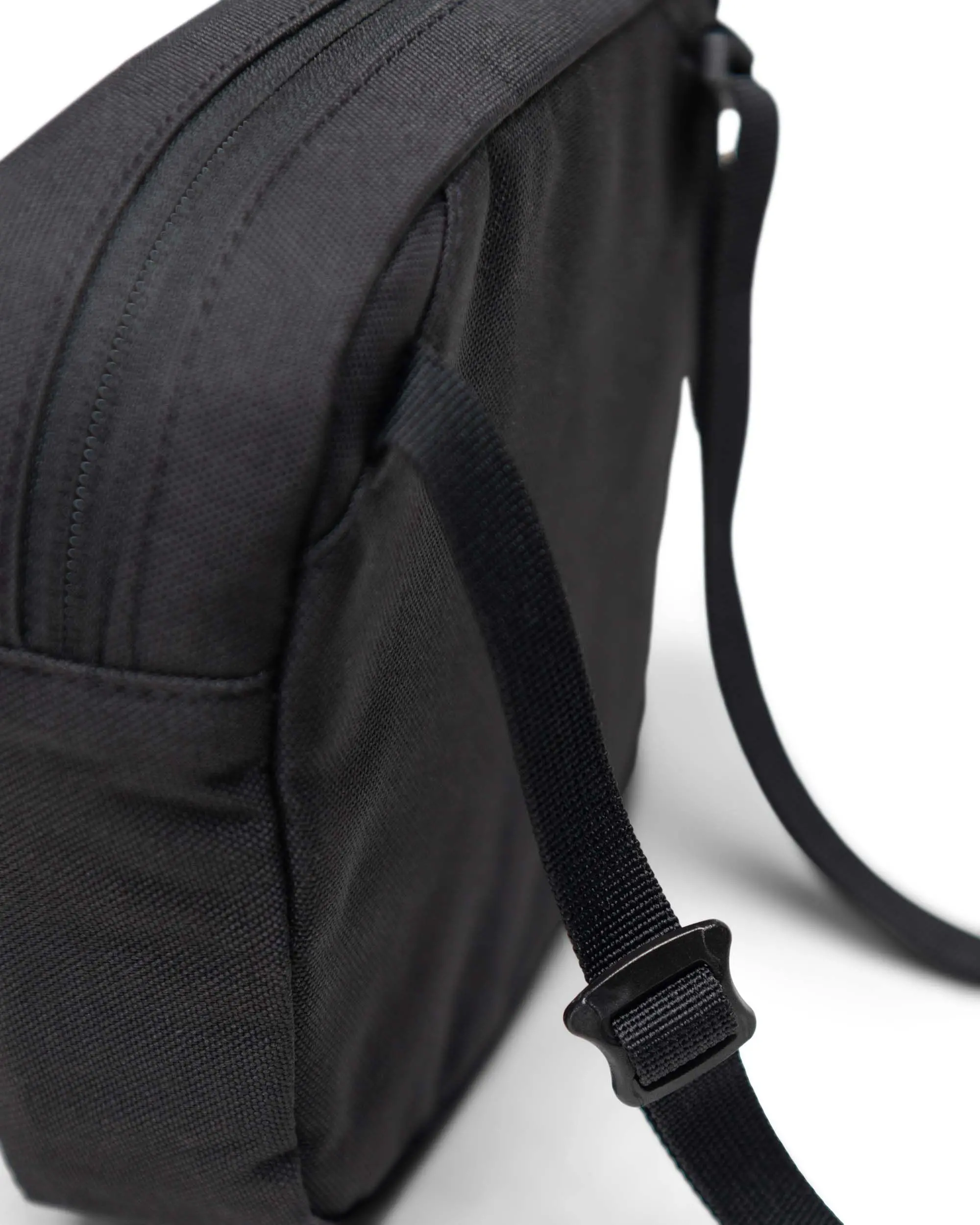 Herschel top camera bag