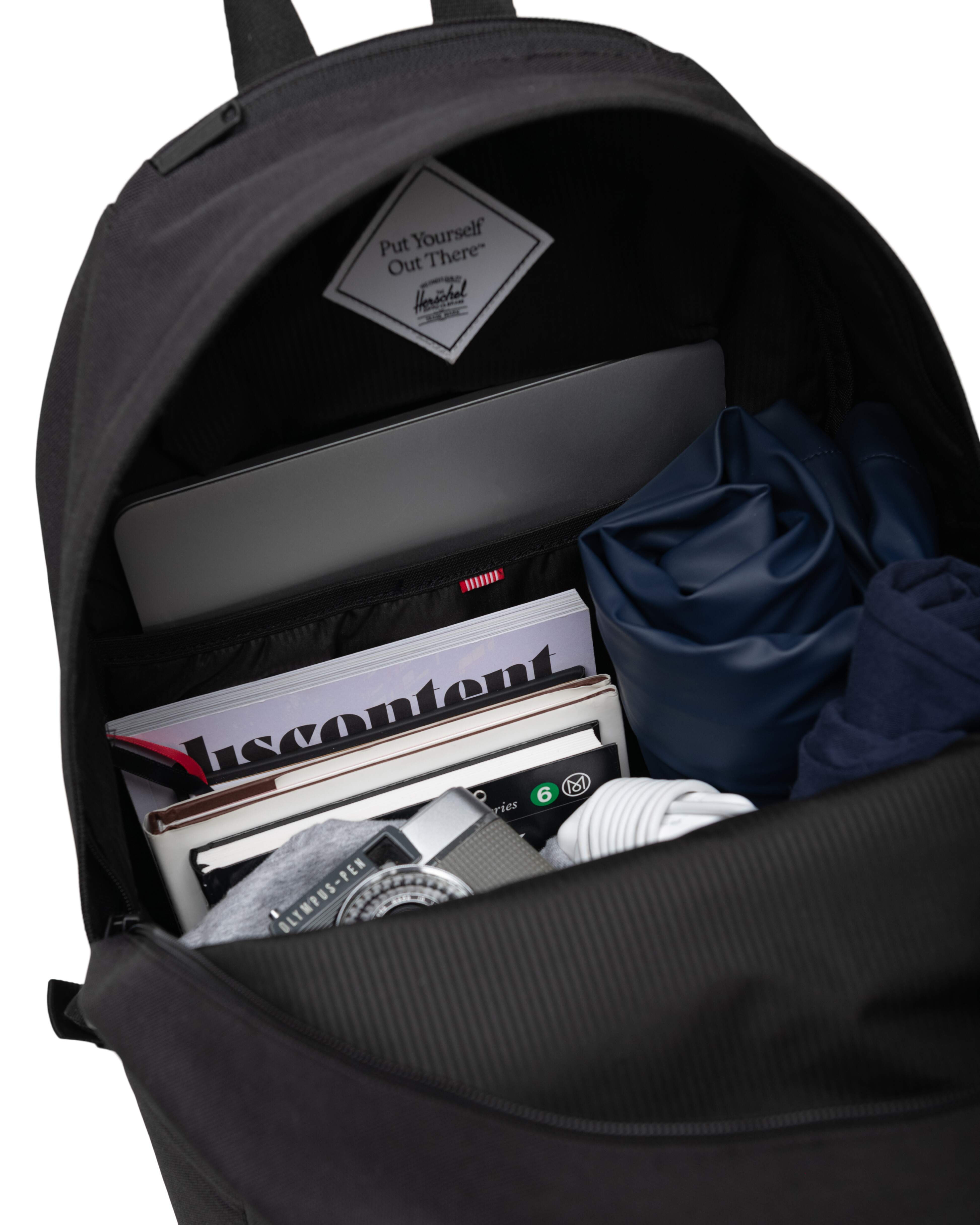 Herschel pop shop quiz all black