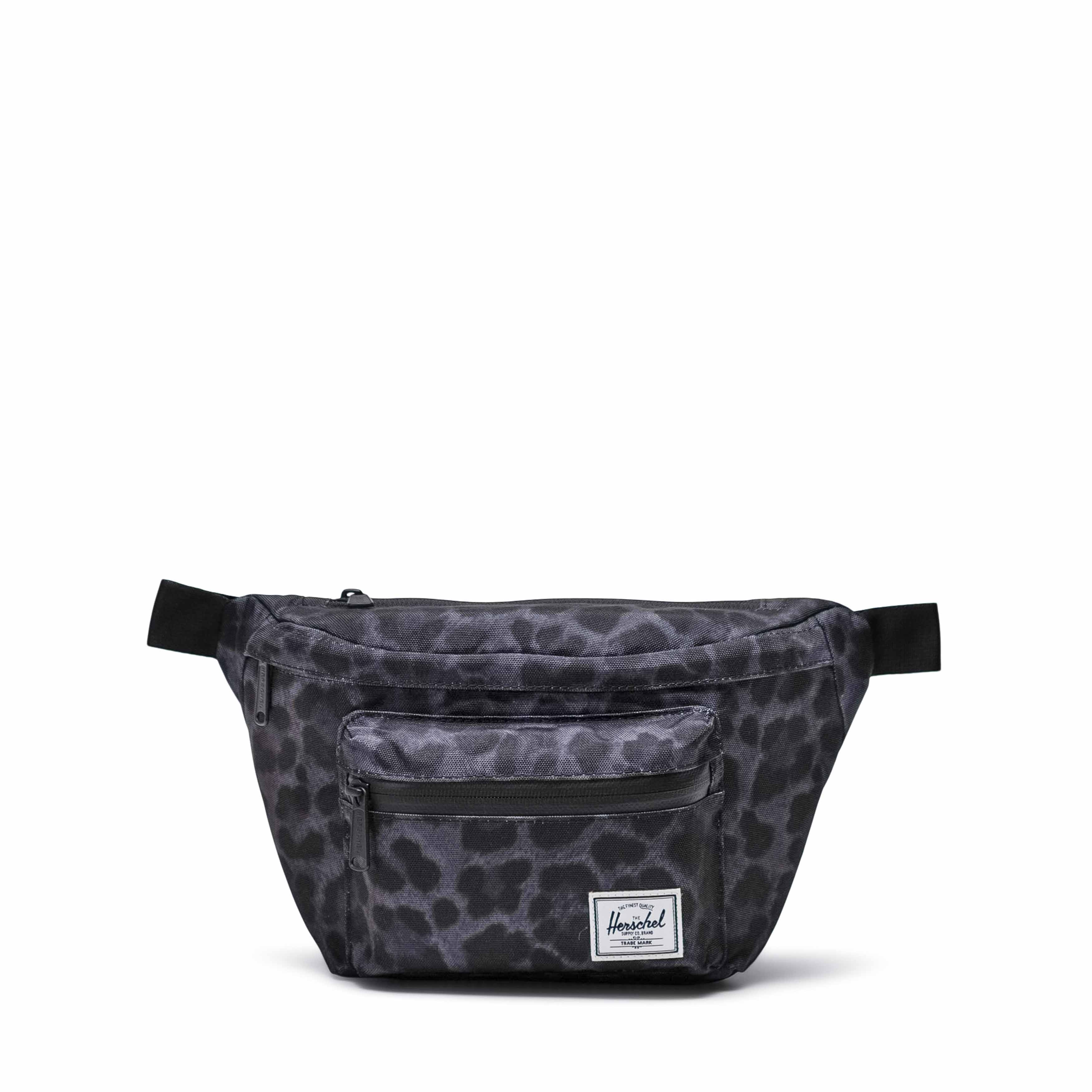 Black herschel fanny pack hotsell