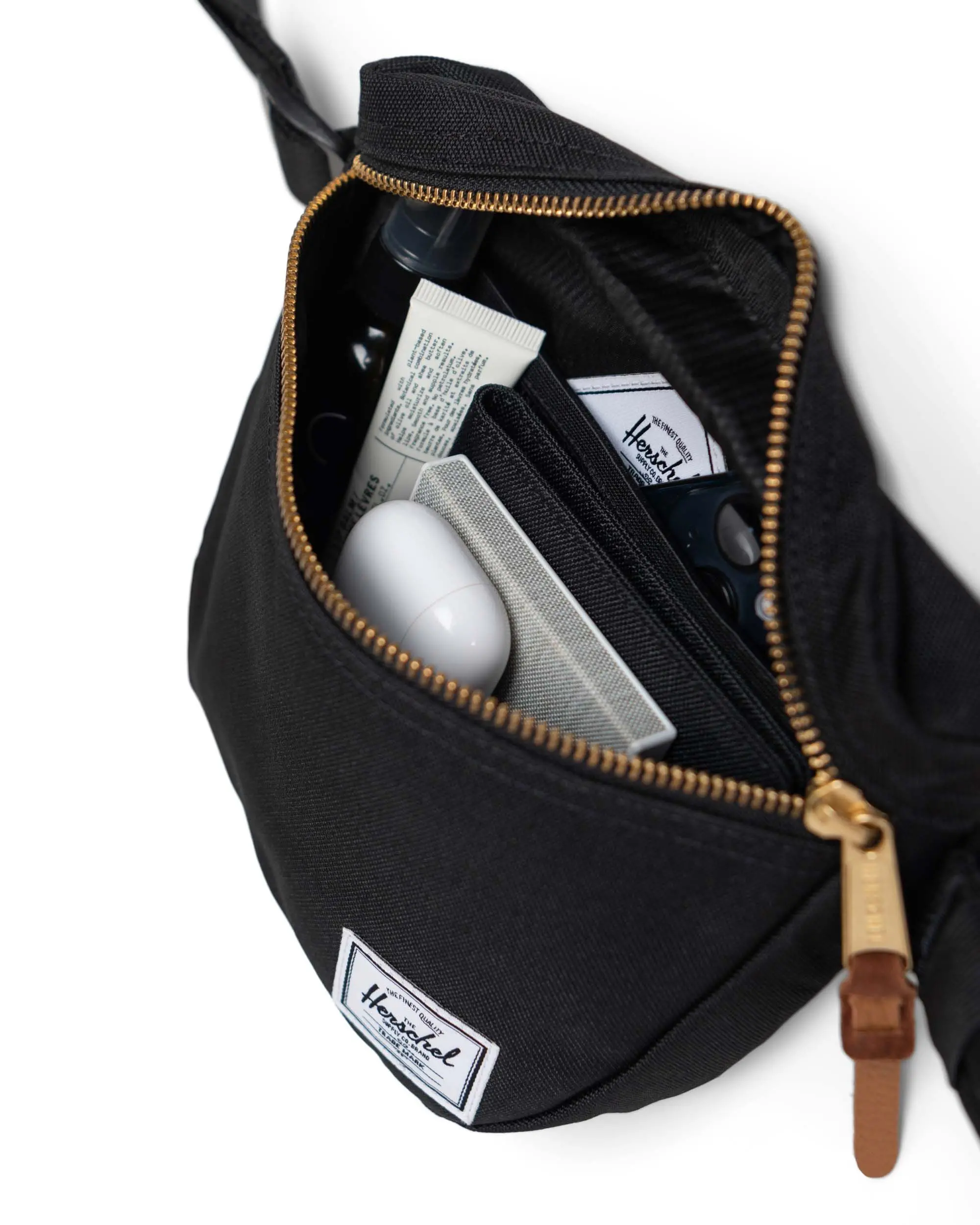 Black herschel fanny pack outlet