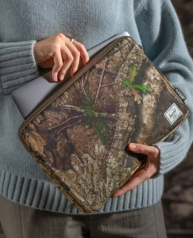 Realtree® Anchor 14 Inch Sleeve